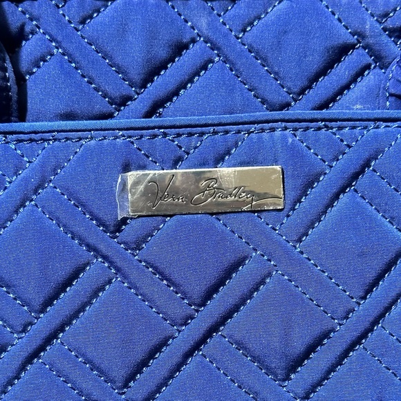 Vera Bradley medium bowler with coin - Picture 5 of 8